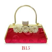 ราคา พร้อมส่ง กระเป๋าถือผู้หญิง กระเป๋าไปงานแต่ง กระเป๋าราตรี กระเป๋าออกงาน กระเป๋าคลัชท์ พร้อมสายโซ่ยาว แบบใหม่ (8491642201)