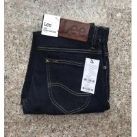 ราคา LEE 709 Luke กางเกงยีนส์ผู้ชาย ขากระบอกเล็กเข้ารูปออกเดฟ ผ้ายืด ใส่สบาย ของแท้จากSHOP (18943823411)