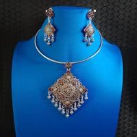 ราคา สร้อยคอลายไทย เครื่องประดับชุดไทย ใส่ได้ทั้งผู้ใหญ่ และเด็ก สินค้ามีพร้อมส่ง (14656994209)