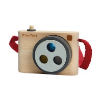 ราคา PLANTOYS COLORED SNAP CAMERA ของเล่นไม้ แปลนทอยส์ กล้องถ่ายรูปเลนส์หลากสี พร้อมสายคล้อง 3y (8808812264)