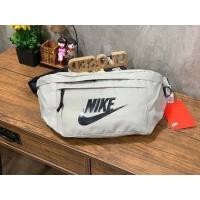 ราคา กระเป๋าคาดอก NIKE ไนกี้ Tech hip pack สายกระเป๋าแบบปรับได้เพื่อให้แนบกับลำตัว ใช้งานได้คล้องตัว (1359280070)