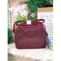 ราคา กระเป๋าสะพายข้าง Adidas 3D airline shoulder bag กระเป๋าสะพาย ทรงสปอร์ต แบบลาย 3D (1273358914)