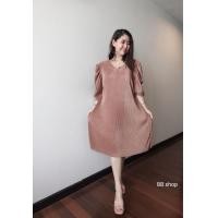 ราคา Pleat dress แฟชั่นชุดพลีท ชุดเดรสใส่ออกงาน ชุดเดรสดูดี ชุดเดรสไฮโซ ชุดสีสุภาพ เดรสใส่ทำงาน ชุดเดรสสีพื้น ชุดพลีทแฟชั่น แฟชั่นสาวอวบ เดรสคุณแม่ ชุดเดรสยืดฟรีไซด์Freesize (17077354623)