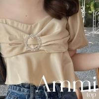 ราคา Ammi top เสื้อครอปเรียบหรูแต่งดีเทลหัวเข็มขัดเพชร dressylismm (19518470309)