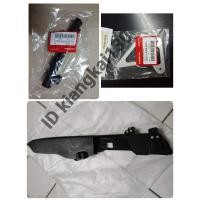 ราคา 40510KW6840 บังโซ่HONDA NSR150 SP แท้ (12691800429)