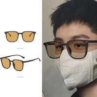 ราคา แว่นกันแดดเลนส์สีน้ำตาลกรอบเบาสี่เหลี่ยมใส่ได้ทั้งชายและหญิงสุดอินเทรนด์สำหรับชายและหญิงเฉดสีป้องกัน UV400แว่นตาแว่นตาแฟชั่นแนวสตรีทแว่นตาสไตล์เกาหลี (17307610634)