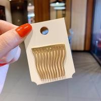 ราคา Lucky spring รุ่นใหม่ หวีสับ หวีสับผมเกาหลี หวีเสียบ หวีสับสำหรับติดผม สีพาสเทล สวยๆ Hair crown fixed hair simple bobby pin beautifully inserted comb (15998248289)