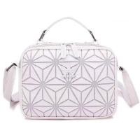 ราคา กระเป๋า Adidas Originals 3D Mini Airliner Style Shoulder Bag กระเป๋าสะพายข้าง แนว sport วัสดุด้านหน้าเนื้อ matte ผสมหนัง (589604044)