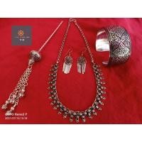 ราคา ชุดเช็ทเครื่องประดับ Yenlycolsetshop เช็คเนปาล สร้อยคอ ต่างหู ปิ่น กำไล พร้อมจัดส่งค่ะ (9277583683)