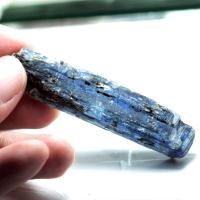 ราคา 135 05 ct ก้อนไคยาไนท์ ดิบ เนื้อสวย Big size Rough Kyanite (20046007433)
