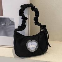 ราคา Mymyshop พร้อมส่ง ? ? ? ? ? กระเป๋าสะพายไหล่ สายรูดปรับสั้นยาวได้ น่ารัก สายย่นผูกโบว์ ปักกระต่ายรูปหัวใจ ผ้าไนล่อน (20869412513)