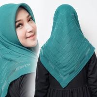 ราคา ฮิญาบจตุรัสประดับเลื่อมเบลล่าจากสวารอฟสกี้ ฮิญาบรูปสี่เหลี่ยม ผ้าคลุมหน้าหกเหลี่ยม4 SEGI4ฮิญาบ (17419203658)