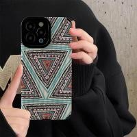 ราคา เคสโทรศัพท์ลายสามเหลี่ยมสำหรับ iPhone 14 13 12 11 Pro Max 12 13 Mini 6 6S 7 8 Plus X XR XS Max เคสด้านหลังแบบนิ่มกันกระแทกแฟชั่นที่สร้างสรรค์ฝาครอบโทรศัพท์พร้อมด้วยฝาครอบป้องกันกล้องเลนส์คลุมทั้งหมด (