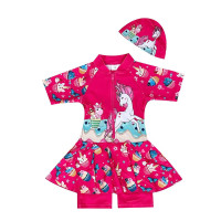 ราคา 12257 ชุดว่ายน้ำเด็กผู้หญิง ชุดแขนสั้นกระโปรงสั้นมีกางเกงด้านใน พร้อมหมวกว่ายน้ำ พร้อมส่ง (19484385323)