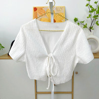 ราคา KaeKai พร้อมส่ง เสื้อครอป เอวลอย แขนสั้น คอวี ผูกโบว์ ด้านหน้า แซ่บๆ สายฝอ สไตล์เกาหลี (21262622252)