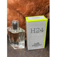 ราคา น้ำหอมจิ๋ว perfume03 (20396956739)