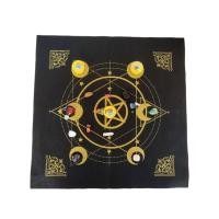 ราคา ศิลปะผ้าแท่นบูชาขนาด49X49ซม รูปดาวห้าแฉกสีทองดำคาถาพระจันทร์จักรวาลแทนบูชาคาถาบนไพ่ทาโรต์ศักดิ์สิทธิ์ (19912086843)