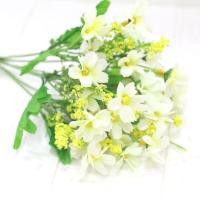 ราคา ดอกเดซี่ ช่อดอกไม้ประดับจากผ้าไหม 1ช่อดอกไม้7สาขา28หัวเดซี่ดอกไม้ประดิษฐ์งานแต่งงานถือดอกไม้ตกแต่ง (20557438569)