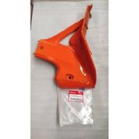 ราคา ฝาครอบข้างตัวถังด้านขวา รถสีดำ ส้ม สำหรับรุ่น WAVE110i อะไหล่แท้ HONDA 64400 KWW 642YJ (8923801328)