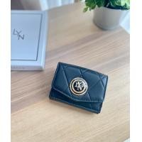 ราคา กระเป๋าสตางค์ใบสั้น หน้าจดหมาย lyn รุ่นใหม่ล่าสุด2023 (20576613161)