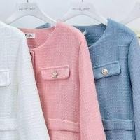 ราคา เสื้อคอกลม เสื้อกันหนาว ผ้าทวิต เสื้อแขนยาว แต่งกระเป๋าหลอกด้านหน้า ผ้ามีกากเพชรในตัว 8095 (17228339965)