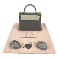 ราคา Littlebunnystores กระเป๋าถือสีเทาอมเขียวUsed Like New Preloved (20629296048)