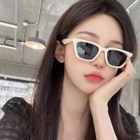 ราคา แว่นตากันแดด Cat Eye แว่นตากันแดดผู้หญิง Retro กรอบแว่นตา แว่นทรงเหลี่ยม (15925228273)