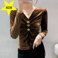ราคา HZM เสื้อยืดคอวีแขนยาวผ้ากำมะหยี่อัดพลีทสำหรับผู้หญิง2023สไตล์ยุโรปเสื้อผู้หญิงดีไซน์บางใส่ในฤดูใบไม้ร่วง (20942531041)