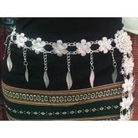 ราคา เข็มขัดเงินขาวระย้าใบไม้ต่อดอกใส่กับชุดไทยสวยๆ (21066818959)