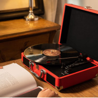 ราคา พร้อมส่ง เครื่องเล่นแผ่นเสียง บลูทูธ เครื่องเล่นแผ่นไวนิ่ว Vintage วินเทจ คลาสสิค ลำโพงในตัว Bluetooth ความเร็ว 33 45 78 (20955566681)