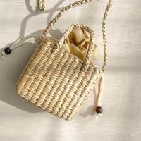 ราคา Bambi Bag กระเป๋าสาน สะพายข้าง งานทำมือ ขนาด กว้าง 5 x สูง 5 x หนา 3 (21240158341)