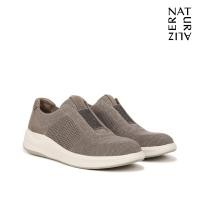 ราคา BZEES by NATURALIZER รุ่น TROPHY Slip On NIS26 (20879163467)