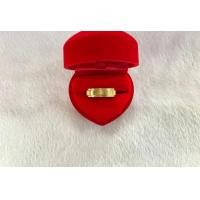 ราคา แหวนโอมหมุนได้ สีทอง สีเงิน 18k พร้อมกล่องกำมะหยี่สีแดงสวยๆ (16361606276)