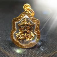 ราคา P003ปัง มากที่สุด จี้พระ จี้ท้าวเวสสุวรรณ รุ่น โครตเศรษฐีหมื่นล้าน เนื้อทองเหลืองรมดำ เลี่ยมกรอบทอง แถมฟรี แผ่นยันต์บูชาท้าวเวสสุวรรณ (12428132488)