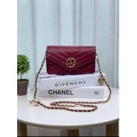 ราคา พร้อมส่ง กระเป๋า Lyn สายลูกตุ้ม แท้ (15345911865)