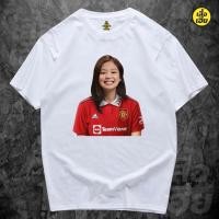 ราคา ขายร้อน พร้อมส่งเสื้อเฮีย เสื้อ เจนนี่ใส่เสื้อแมน ยู มีทั้งขาว ครีม และดำ เสื้อยืดผ้าฝ้ายแท้ (20393120791)