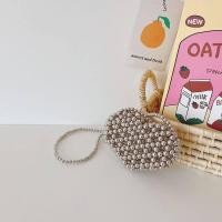 ราคา OKADY กระเป๋ากระเป๋าสตางค์ปักมุกสีขาวขนาดเล็กของเด็กผู้หญิงกระเป๋าวินเทจเพิร์ลกระเป๋างานเลี้ยงคลัทช์ลูกปัดไข่มุกกระเป๋าสะพายไหล่สำ (18548854040)