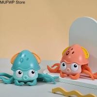 ราคา MUFWP Store พร้อมส่ง ถูกที่สุด ของเล่นปลาหมึกเดินได้ ตุ๊กตาปลาหมึกไขลานของเล่นอาบน้ําสําหรับเด็กและผู้ใหญ่ ปลาหมึก เล่นได้ในน้ำและบนบก ของเล่นอาบน้ำ ของ (17324375278)