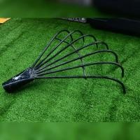 ราคา TREETOOLS ตะกราว คราดหญ้า แบบ 7ซี คราดกวาดหญ้า คาด คราดเอนกประสงค์ คราดเกาะเห็ด คราดเหล็ก กวาดหญ้า ทำความสะอาด จัดส่ง KERRY (12074636864)