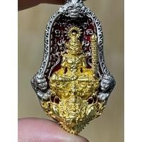 ราคา ล่าสุด ท้าวเวสสุวรรณ เหรียญหล่อพุทธศิลป์ รุ่นหัวใจเวสสุวรรณ วัดร่องคำหลวง จ พะเยา สร้างท้าวเวสสุวรรณ สูง3เมตร ปี2565 (16924553134)