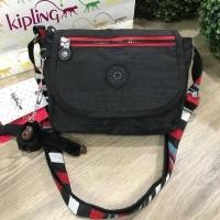 ราคา KIPLING SABIAN CROSSBODY MINI BAG กระเป๋าสะพายข้าง วัสดุ Nylon Polyester 100 งานแบรนด์แท้outlet (18137952808)