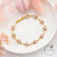ราคา สร้อยข้อมือเพชร สีทับทิม สีทอง24k ลายดอกพิกุล สวยดูดี ใส่ออกงานได้ พร้อมส่ง ruby117 (9046229173)