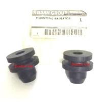 ราคา แท้ศูนย์ ยางรองคานหม้อน้ำ ตัวบน ตัวล่าง นิสสัน นาวาร่า Nissan Navara D40 2WD 4WD (13335618672)