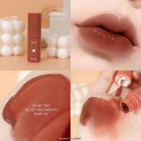 ราคา OH MY TINT VELVET SMOOTH 15 COLORS มีครบทุกโทนสี ส้ม แดง ชมพูและน้ำตาล ลิปเนื้อกำมะหยี่ มีความนุ่มลื่น เกลี่ยง่าย เบาสบายปาก ไม่ตกร่อง ไม่มีแอลกอฮอล์ พาราเบน (20004172718)