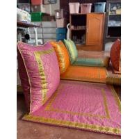 ราคา ชุดหมอนอิงหมอนกราบและผ้าอาสนะปูนั่งพระสงฆ์ สีชมพู ขนาดใหญ่ A set of cushions prostrate pillows and asana cloth for sitting monks (17428550444)