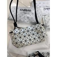 ราคา ของแท้ 100 Issey Miyake BAOBAO Womens Sling Bag Tote Bag diamond shaped Tofu bag Single shoulder crossbody bag (20392949382)