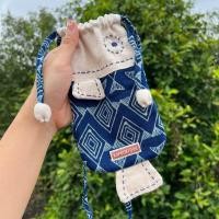 ราคา กระเป๋าหูรูด กระเป๋าปลา งานแฮนด์เมด ผ้าย้อมคราม แมชท์ชุดมินิมอล น่ารักมากกก กระเป๋าใส่โทรศัพท์ ห้อยคอ (20628096489)