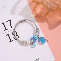 ราคา สร้อยข้อมือสเน่ห์ผู้หญิงจี้ BT21รูปตัวการ์ตูน BTS น่ารัก MODE Korea สแตนเลสรักคริสตัลกำไลข้อมือเครื่องประดับ (19333124337)