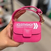 ราคา CHARLES KEITH CK6 30681070 1 size XS กระเป๋ามินิ (19596204878)