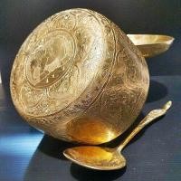 ราคา ขันพานทองเหลือง ตอกลายกลีบบัวโบราณ ขนาดต่างๆ งานพรีเมี่ยม งามล้ำ อัตลักษณ์เรา (7787673832)